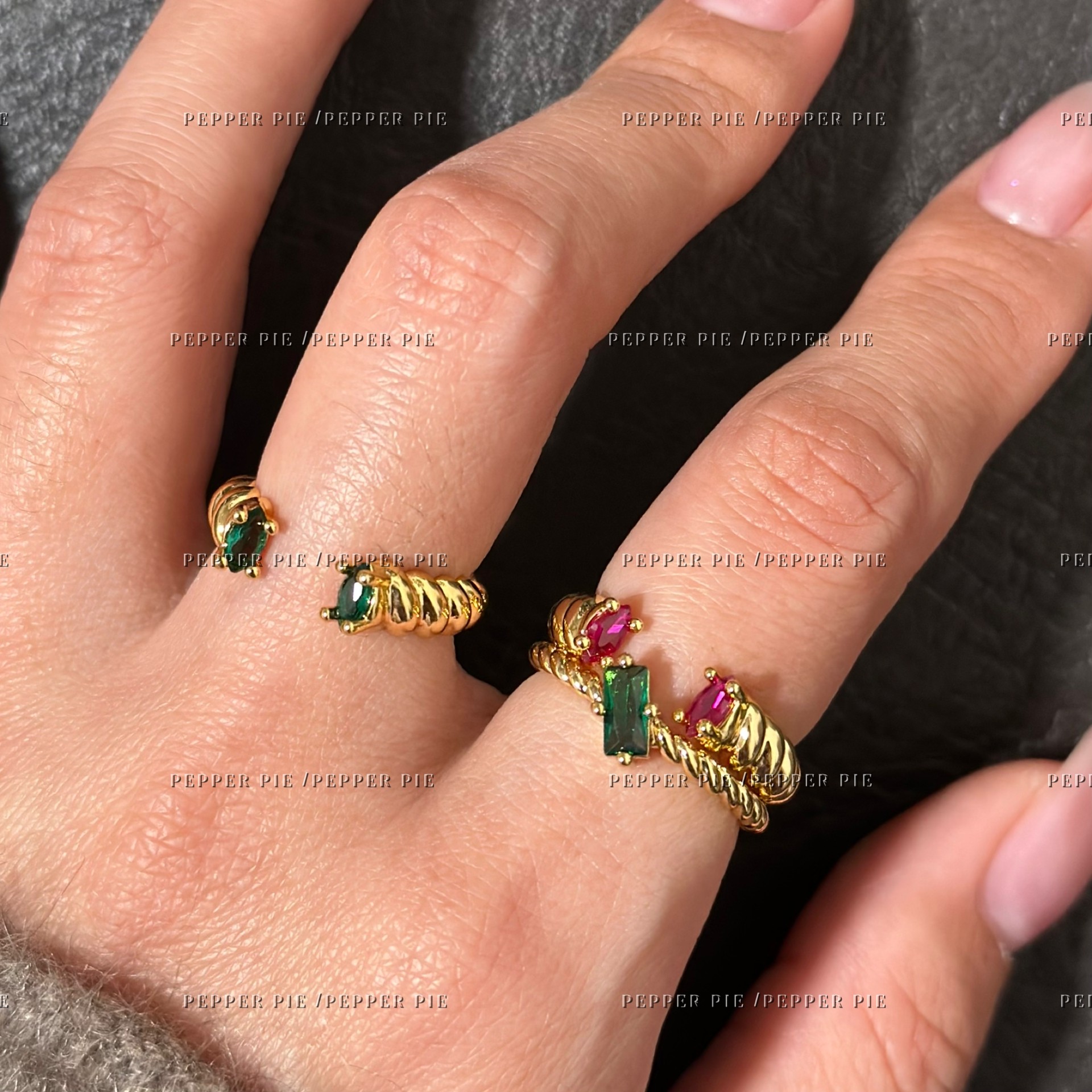 辣椒派回馈款 复古鸽血红马眼锆石麻花戒指女 环保镀金圣诞氛围感