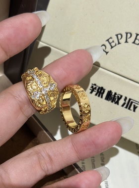 辣椒派 重工永恒forever 守护者镶钻十字鸢尾戒指女 克克素圈锤纹