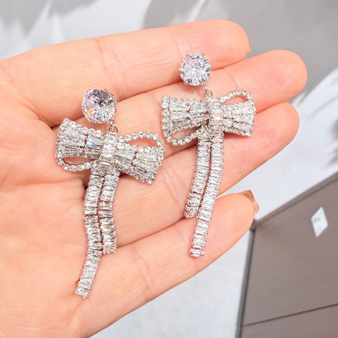 女士宴会气质高级设计感满钻蝴蝶结水钻耳环百搭流苏耳饰轻奢时尚