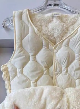 现货小红书爆款！高品质马甲韩系外穿内搭加绒加厚羊羔绒上衣女潮