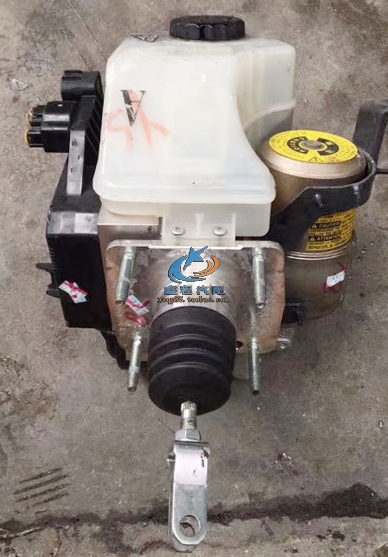 丰田陆巡4700 4500 LC100霸道4000 2700 三菱V73 ABS泵 刹车总泵