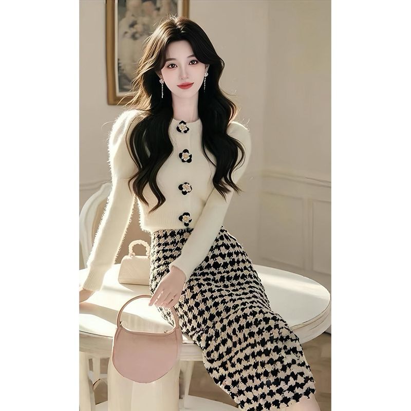 小香风冬季穿搭一整套高级感时尚套装2025秋冬新款深秋两件套女装