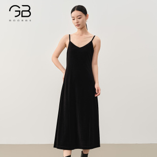 裙子 中长款 谷邦丝绒吊带连衣裙女2025秋冬新款 气质显瘦高级感无袖