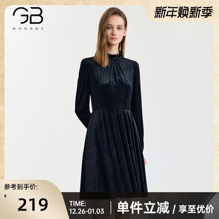 谷邦丝绒收腰连衣裙女2025秋冬新款 千金风小黑裙 蕾丝边拼接中长款