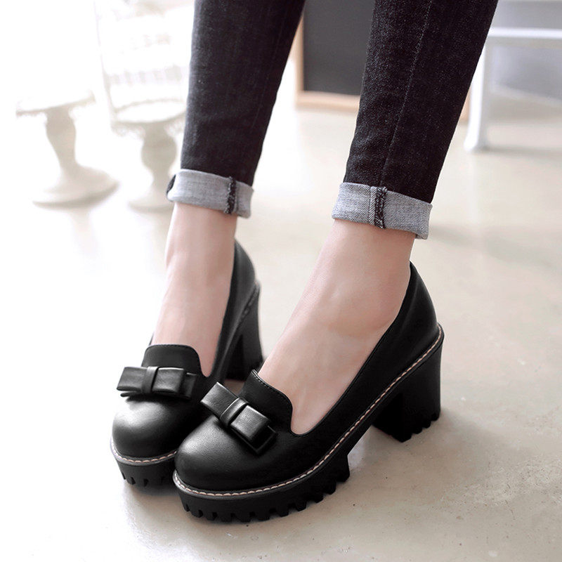 英伦复古粗跟女鞋子蝴蝶结圆头学生大码40高跟鞋41浅口42少女单鞋在类目 女鞋, 低帮鞋中 - 来自Buy2taobao.com提供专业的淘宝代购服务