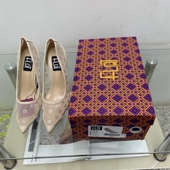 女细跟性感网纱蕾丝尖头浅口单鞋 2023年春夏新款 AW字母水钻高跟鞋