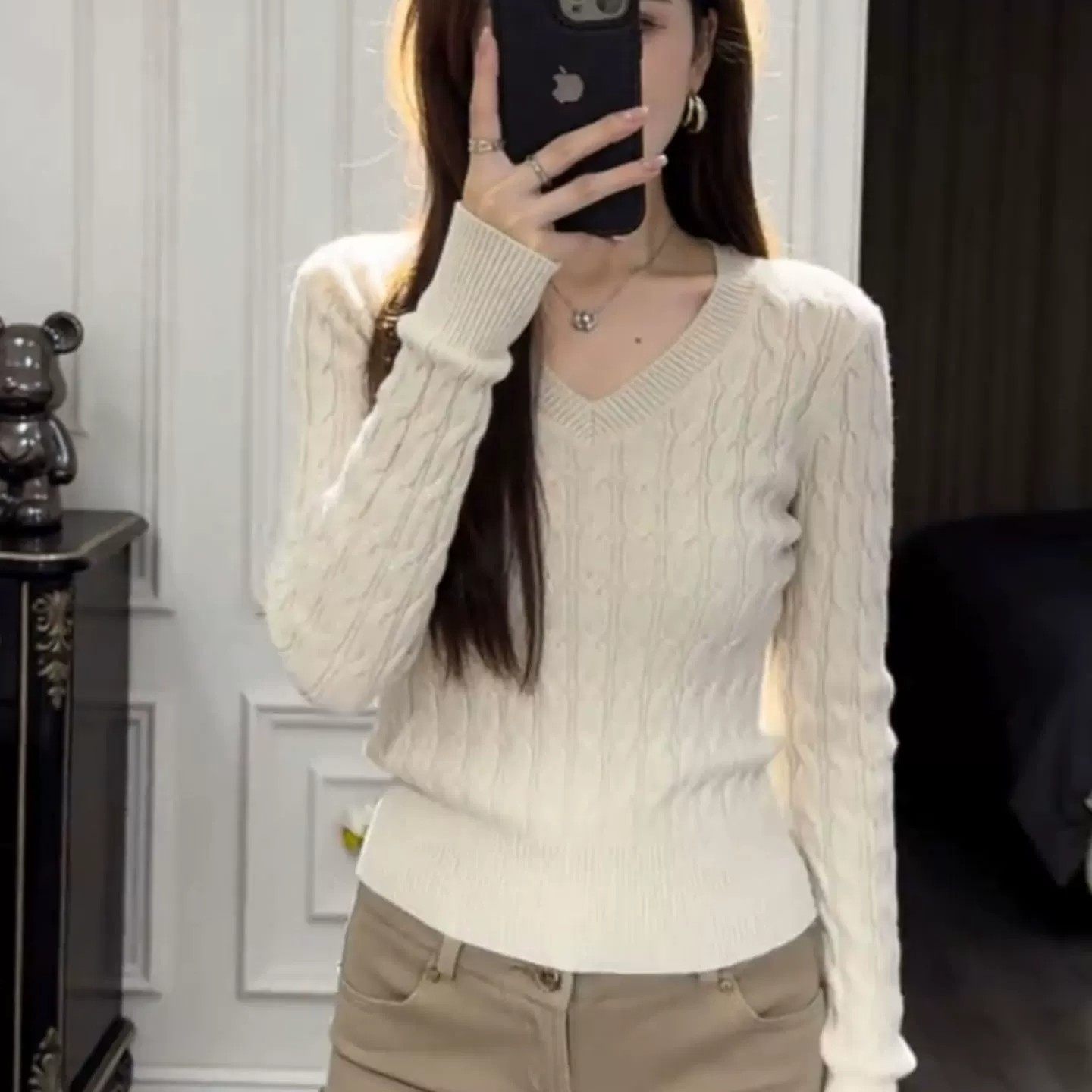 韩系V领短款麻花针织衫上衣女2026春季新款长袖修身显瘦内搭毛衣