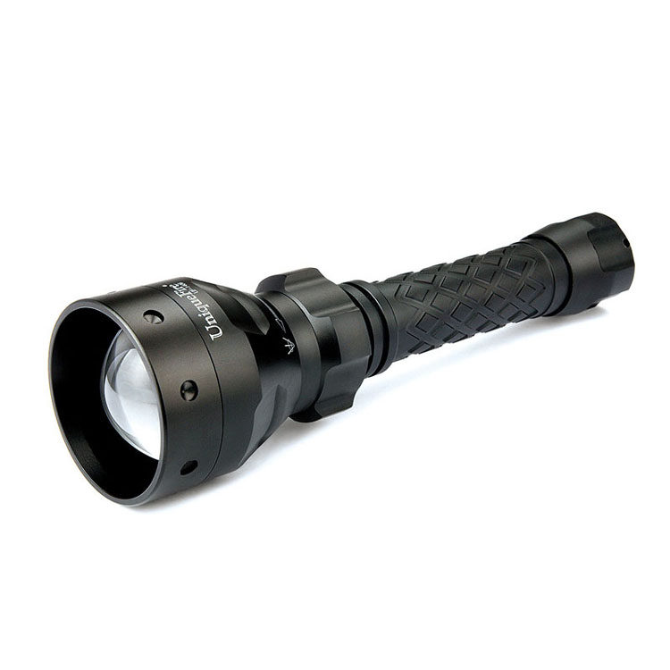 UniqueFire UF-1406 CREE XM-L2 1200流明 5档调焦LED手电