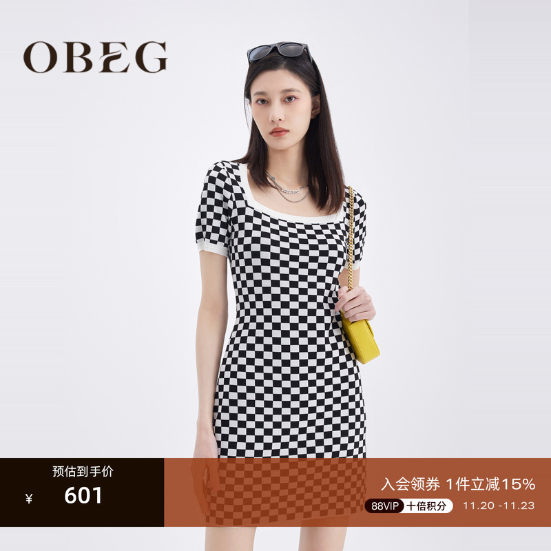 欧碧倩针织通勤风OBEG连衣裙