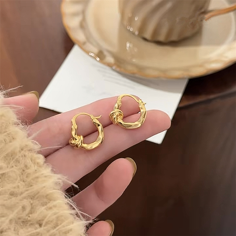 金属风不规则绳结耳环