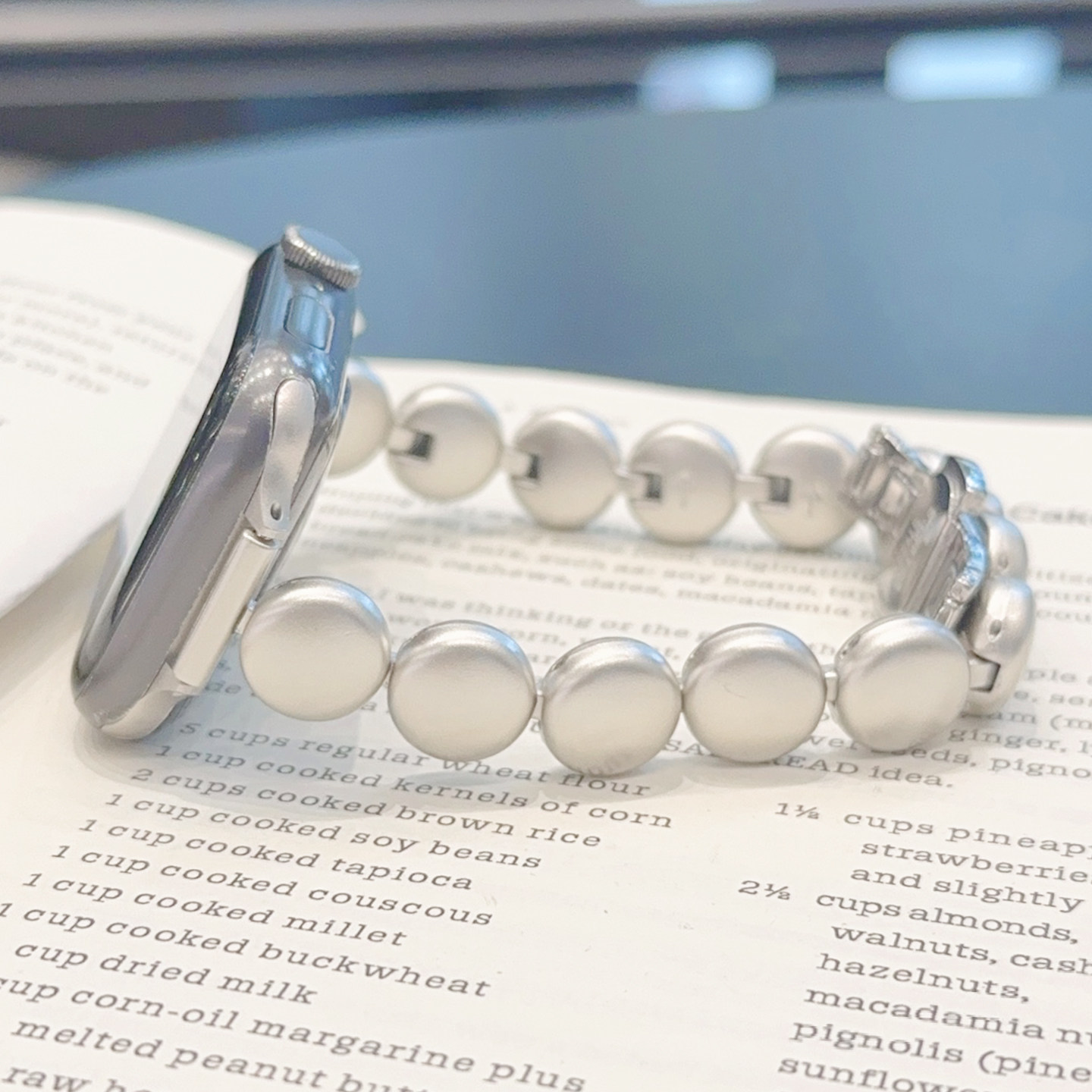 糖豆金属新款星光色s10适用iwatch表带s11苹果手表applewatch女款