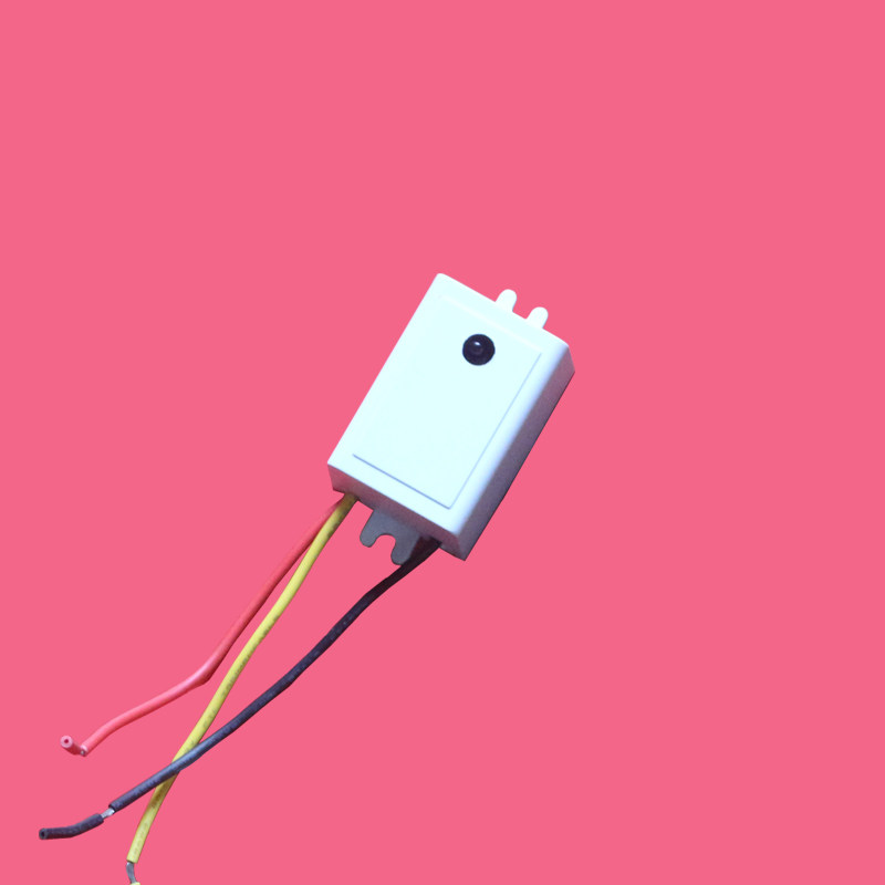特价智能家居万能型无线红外遥控开关模块灯饰电器玩具用可选110v
