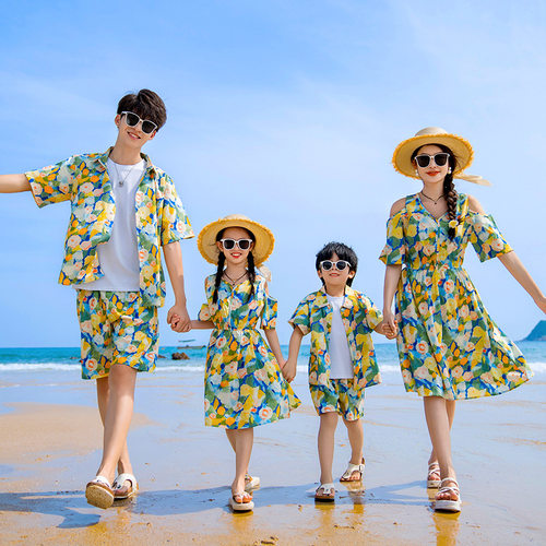亲子装夏装2025新款一家三口四口花衬衫套装海边度假母女装连衣裙