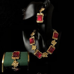 设计感百搭气质红色熔岩效果立体感项链耳钉手链首饰套装 复古风