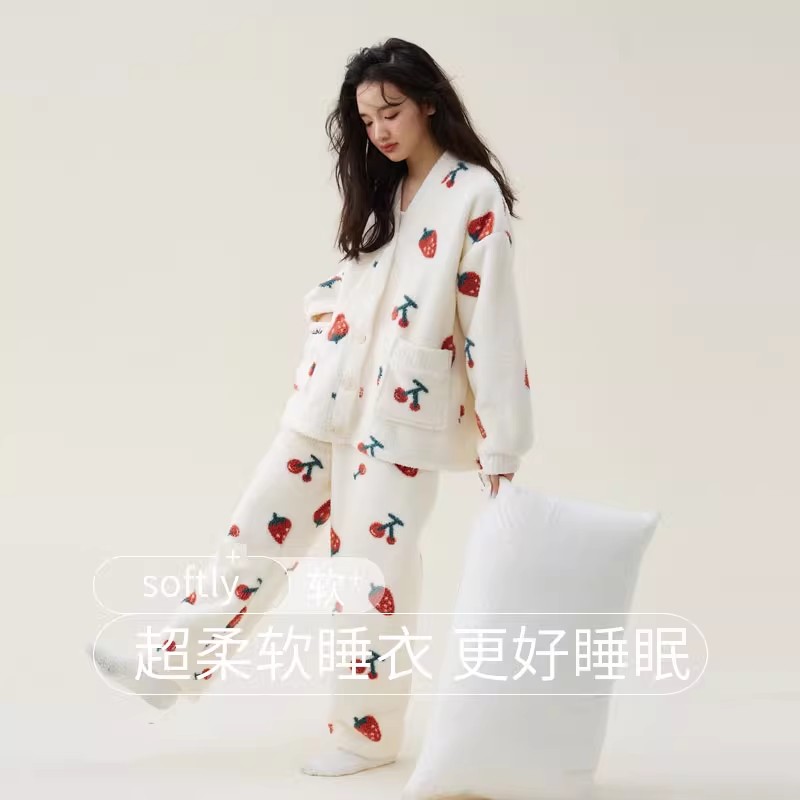 珊瑚绒睡衣女士加厚加绒保暖套装