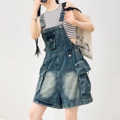 夏季新款复古工装风牛仔背带裤女时尚减龄设计感宽松阔腿连体短裤