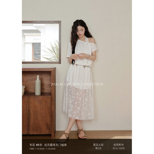 法式挂脖蕾丝连衣裙女新款斜肩