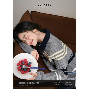 新款 2025秋冬季 灰色翻领毛衣 女装 阔色条纹麻花拼接网纱花边针织衫