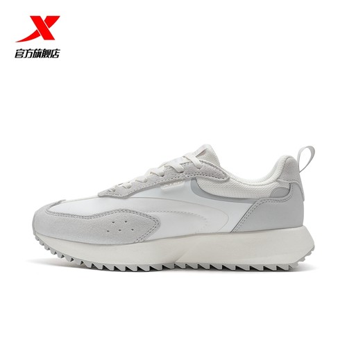 特步正品男士开车平底板鞋小白鞋