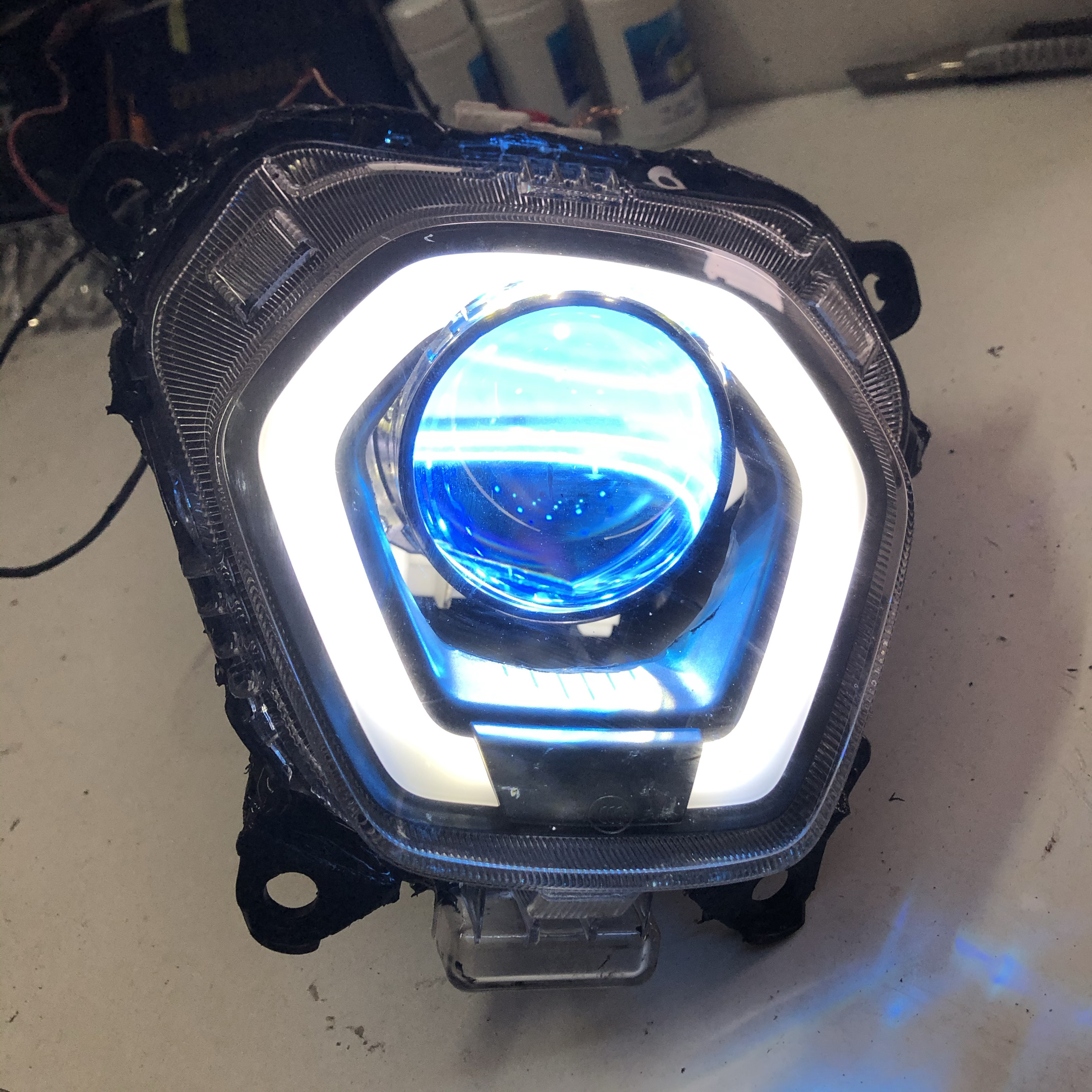 适用于豪爵ufr150大灯改装LED透镜 远光  HJ150T-29A恶魔眼总成