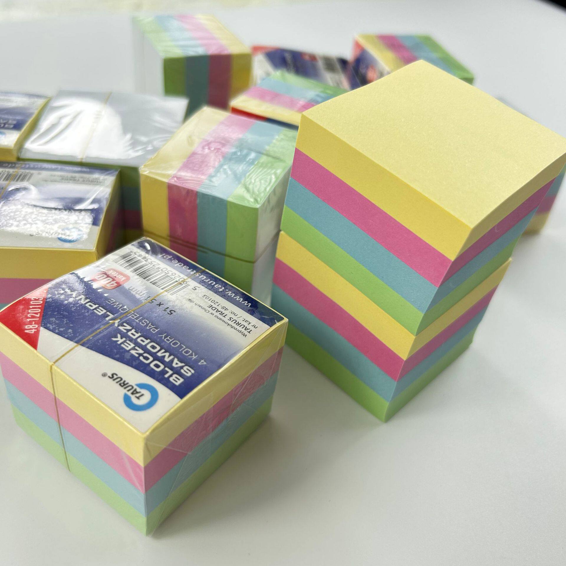 厂家400页淡色50X50砖便便签本/便条纸/N次