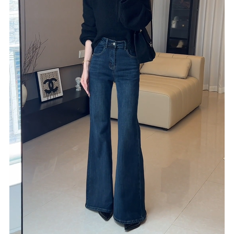 复古不贴腿微喇牛仔裤女