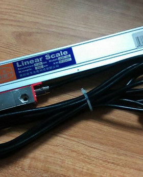 贵阳新天光栅尺JCXE5光栅尺 新天光电光栅尺JCXF5 JCXG 通用型