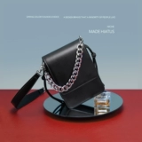 Небольшая дизайнерская металлическая цепь, портативная сумка для телефона, на шнурках