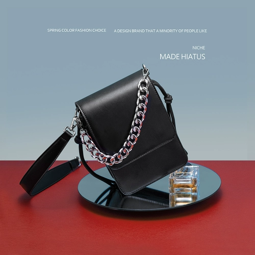 Небольшая дизайнерская металлическая цепь, портативная сумка для телефона, на шнурках