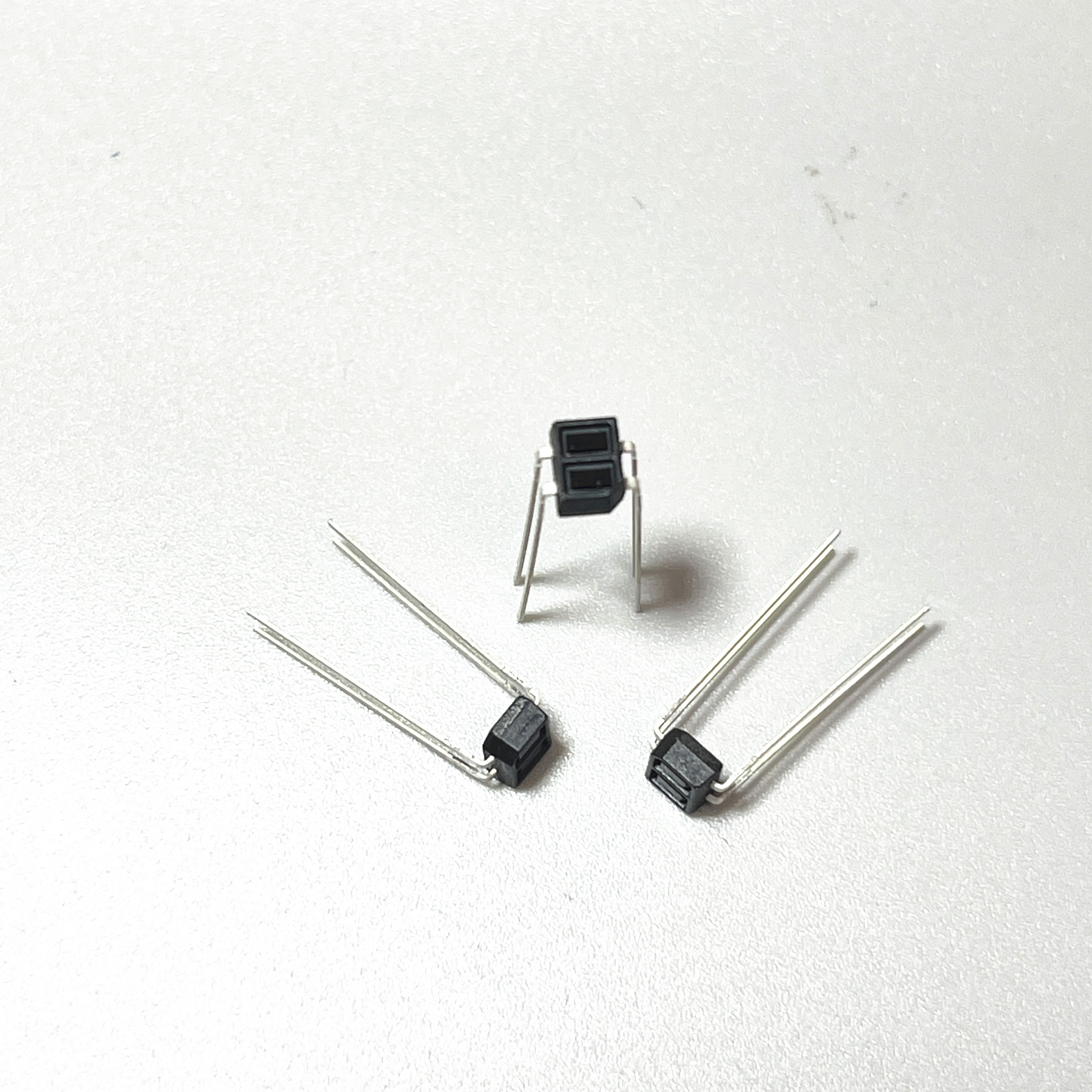 GP2S09B反射式感应器DIP4