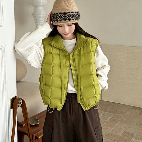 2026年秋冬新款90白鸭绒羽绒服马甲女短款立领泡芙时尚简约坎肩潮