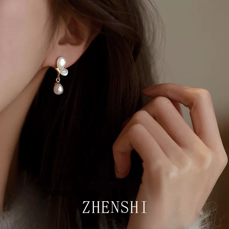 天然淡水水滴形珍珠耳钉女款