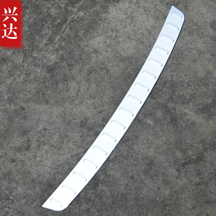适用于2013-19款大众新桑塔纳不锈钢后备箱踏板Santana外置后护板