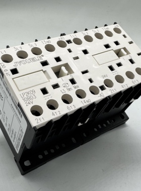 LP2K0610BD3 LP2K0910BD3 LP2K1210BD3 DC24V 带线圈保护 联锁