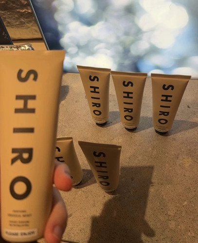 试香 SHIRO小苍兰 烟熏皮革 生活香料护手霜 保湿