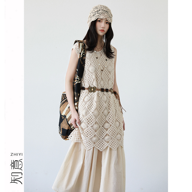知意法式复古镂空背心吊带连衣裙