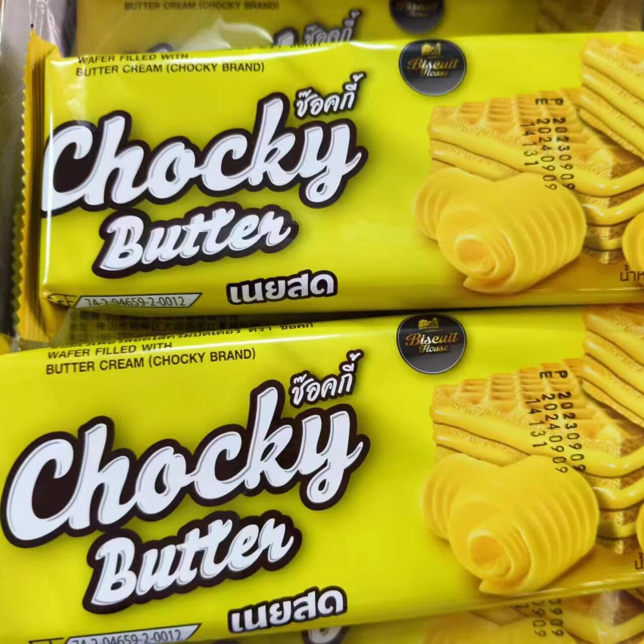 泰国chockybutter比斯奇果屋巧客黄油味夹心威化饼干360g休闲零食