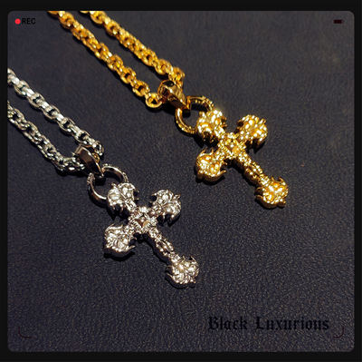 电镀火焰十字刻字项链金色