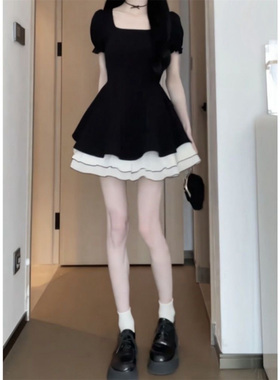 法式赫本风气质A字小黑裙女夏季小个子收腰显瘦撞色短袖连衣裙女