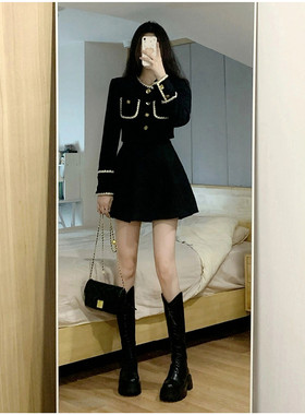 法式黑色半身连衣裙子女装春秋季2025新款茶系穿搭小香赫本风套装
