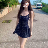 碎花吊带连衣裙子女夏季 2025新款 海边度假穿搭小个子收腰包臀短裙