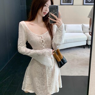 修身 法式 连衣裙女秋季 奶杏色镂空喇叭长袖 气质收腰短裙 迷失巴黎