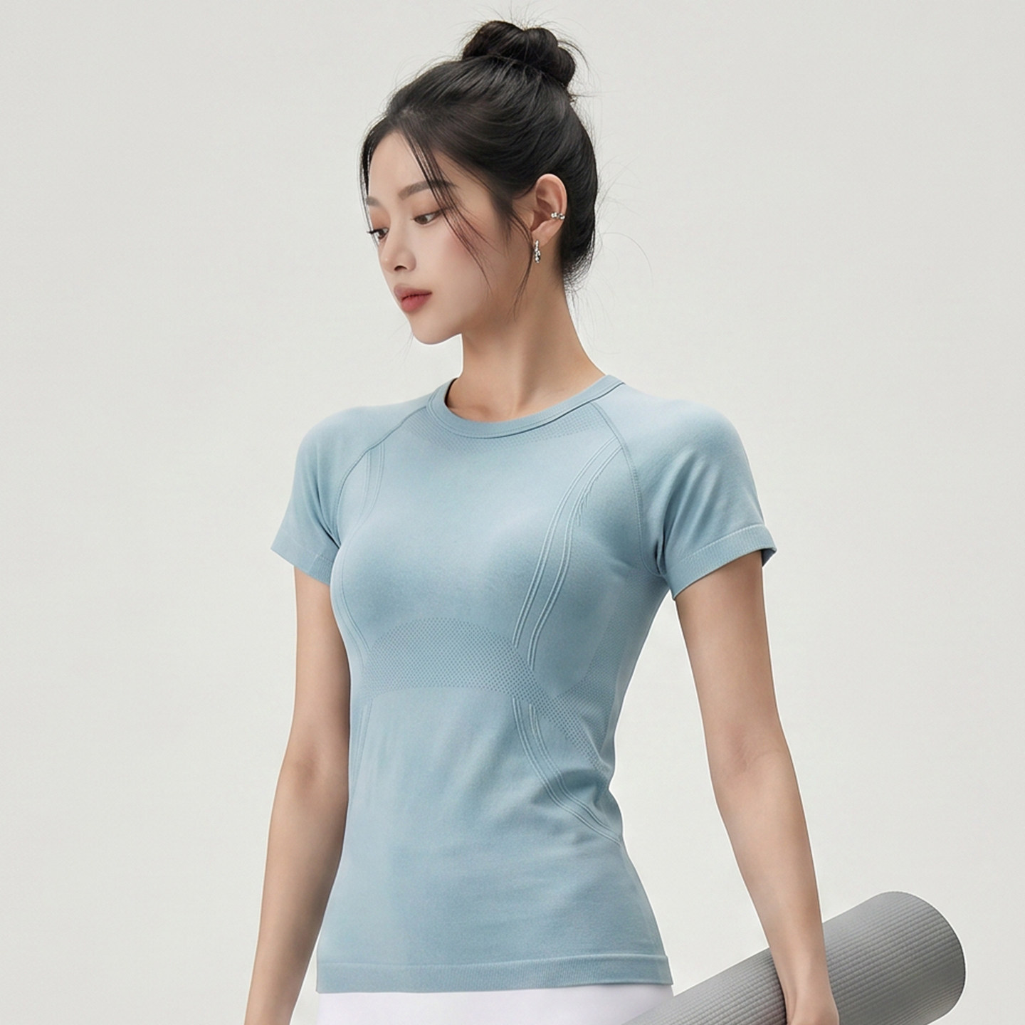 夏季透气修身显瘦瑜伽短袖T恤女图片