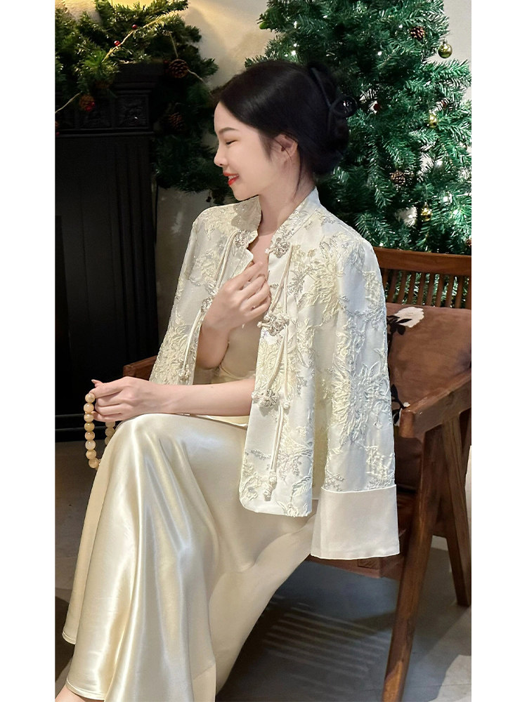 早春装2024年新款女装新中式唐装中国风小衫盘扣上衣唐服白色外套