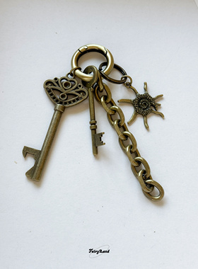 原创cleanfit复古做旧爱心钥匙扣古铜色包挂件宫廷金属感腰间挂饰