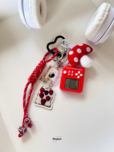 原创新款红色游戏机包包挂件蘑菇miu风挂饰小狗草莓蛋糕配饰编织