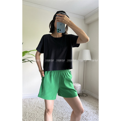 瑜伽运动休闲短款宽松lululemon