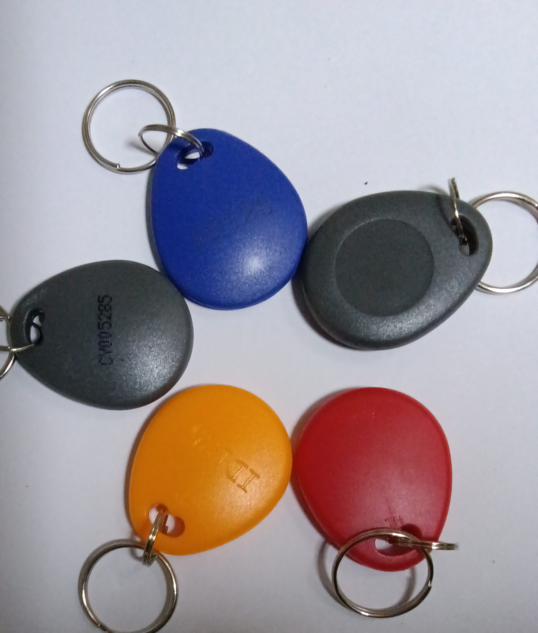 29号ID125k复制钥匙扣门禁感应8800芯片奇诺H618专用拷贝擦写卡扣