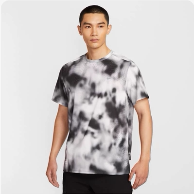 耐克/NIKE ADV男子运动训练速干透气扎染田径跑步短袖T恤HJ4149