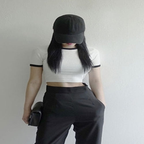女露高腰性感简约身上短袖t恤